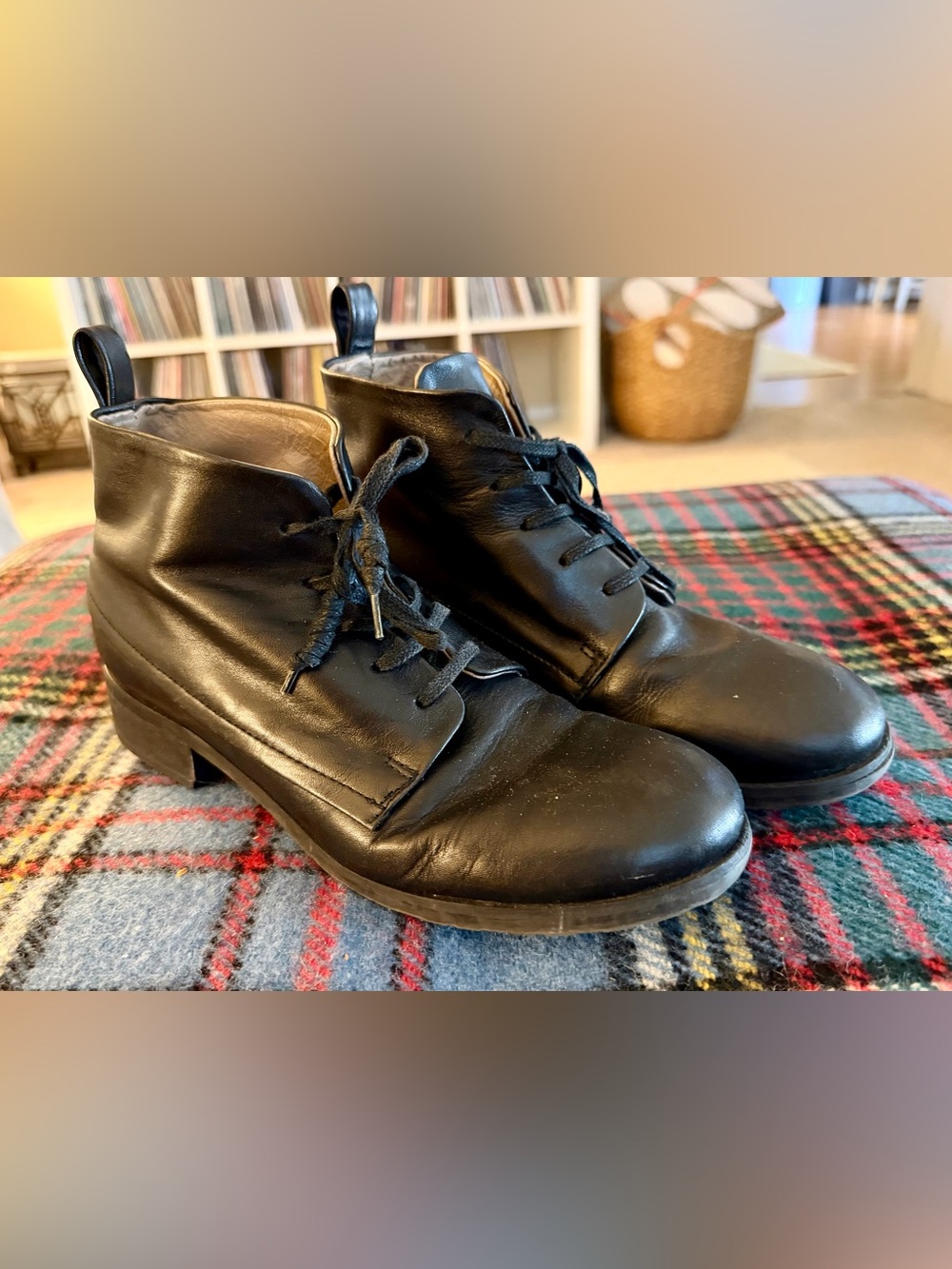 Size EU 38 Black Italian Leather Lilimill Lace Up Ankle Boots